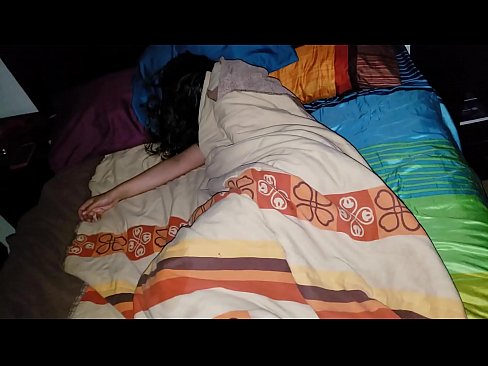 ❤️ 继子在年轻的继母睡觉时责骂她 ❤ Anal porn❌️❤